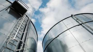 Larnaka Tourism Board want the oil refinery and storage units gone as soon as possible
