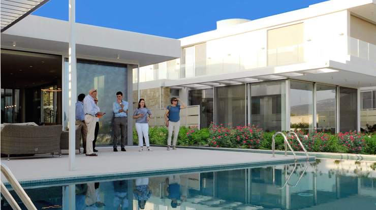 UK journalists hosted by Leptos Group