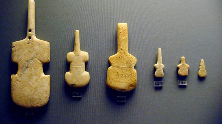 Early Cycladic figurines