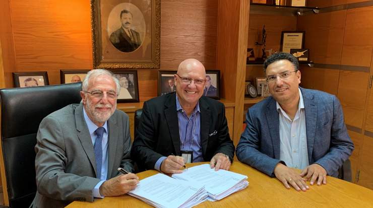 Melco and Petrolina sign deal